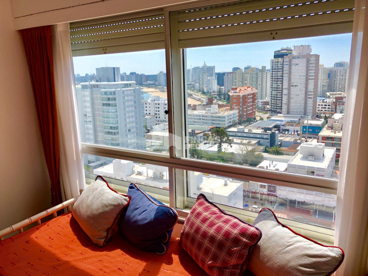 Apartamento ID.238/Apartamento-en-alquiler-de-temporada-en-Punta-del-Este-de-3-dormitorios-en-península- - Apartamento en alquiler de temporada en Punta del Este  de 3 dormitorios en península 