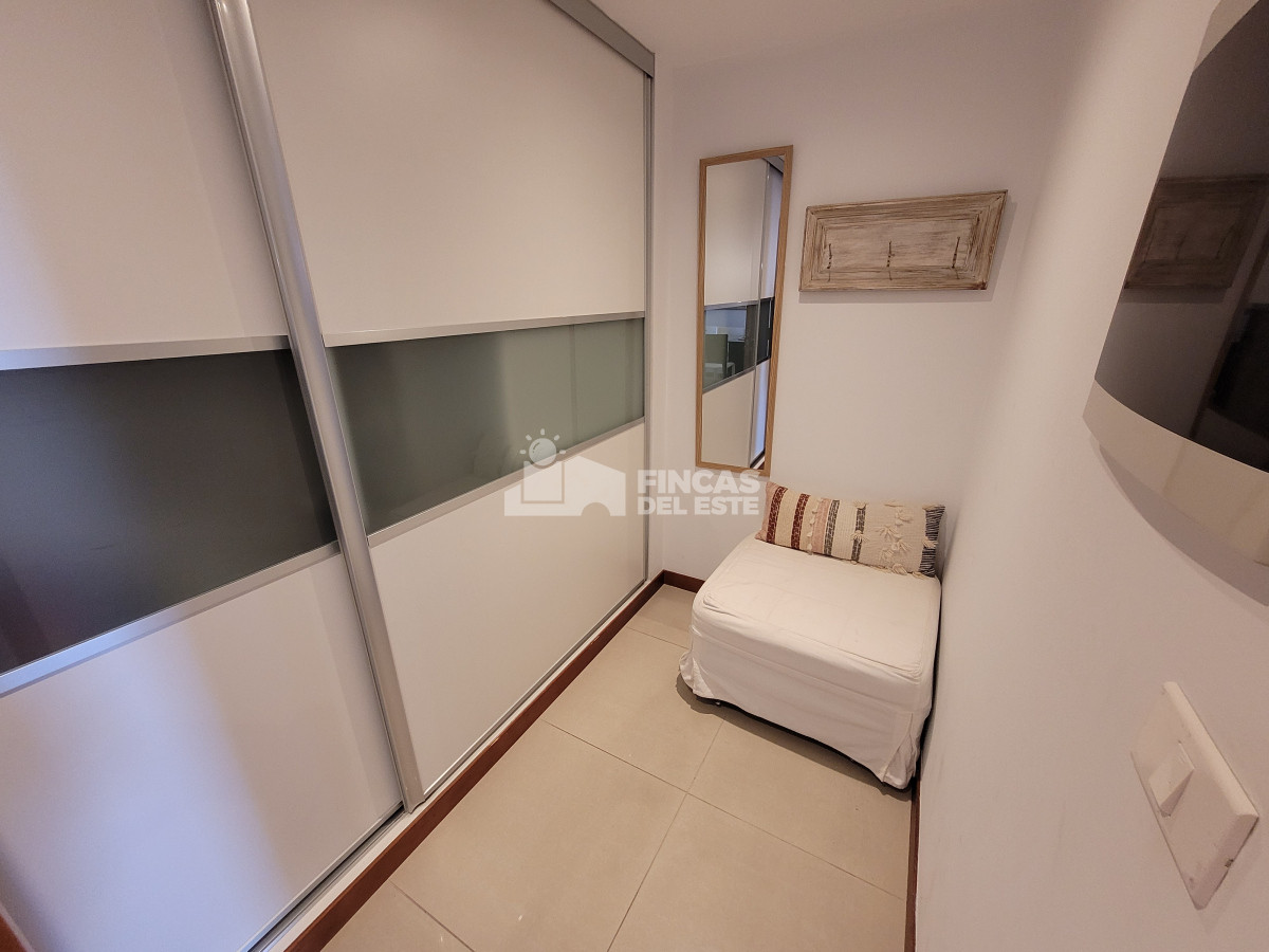 Apartamento ID.857/Apartamento-en-Torre-Tressesenta-1-dormitorio-Punta-del-Este-EN-VENTA- - Apartamento en Torre Tressesenta 1 dormitorio- Punta del Este EN VENTA 