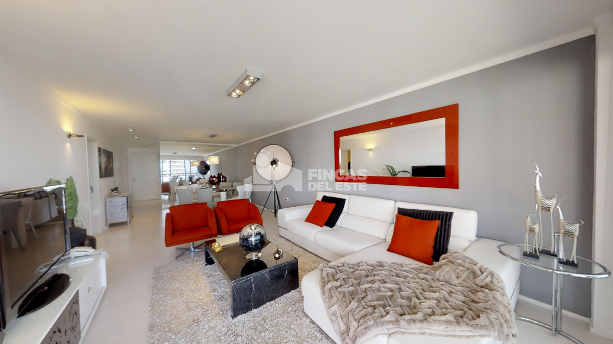 Apartamento ID.202 - Apartamento en oportunidad frente al mar!