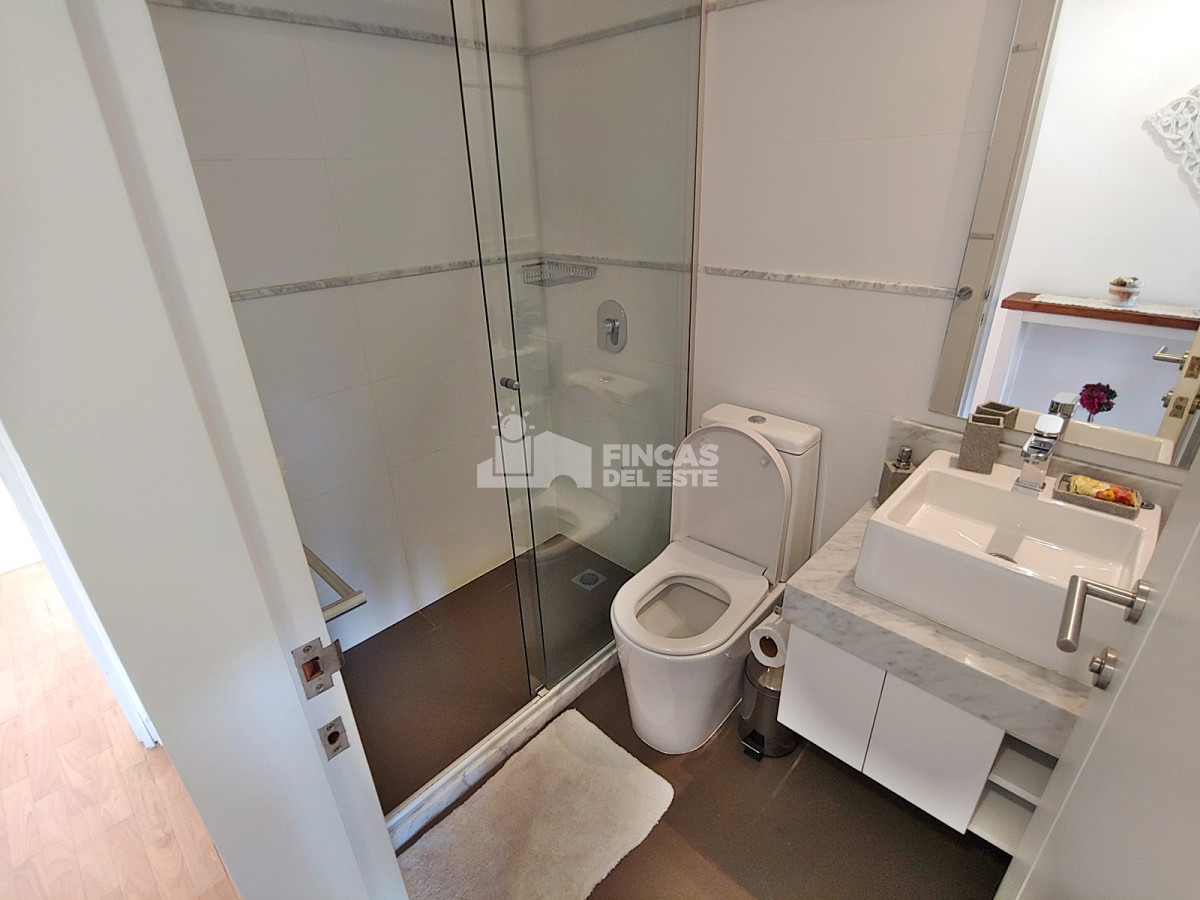 Apartamento ID.1845/Apto-en-edificio-a-pasos-del-mar - Apto en edificio a pasos del mar