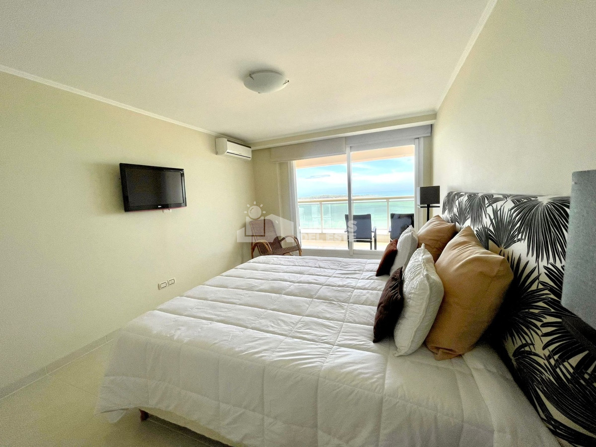 Apartamento ID.1990/Hermoso-apartamento-en-edificio-de-categoría!!! - Hermoso apartamento en edificio de categoría!!!