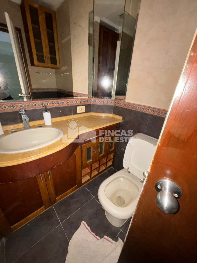 Apartamento ID.2198/Apartamento-de-2-dormitorios-en-primera-linea-en-venta- - Apartamento de 2 dormitorios en primera linea en venta 