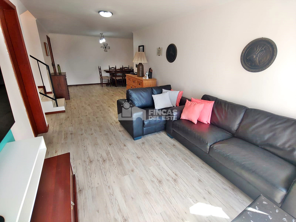 Apartamento ID.1762/Apartamento-en-ALQUILER-de-2-Dormitorios-Península--Punta-del-Este - Apartamento en ALQUILER de 2 Dormitorios  Península - Punta del Este