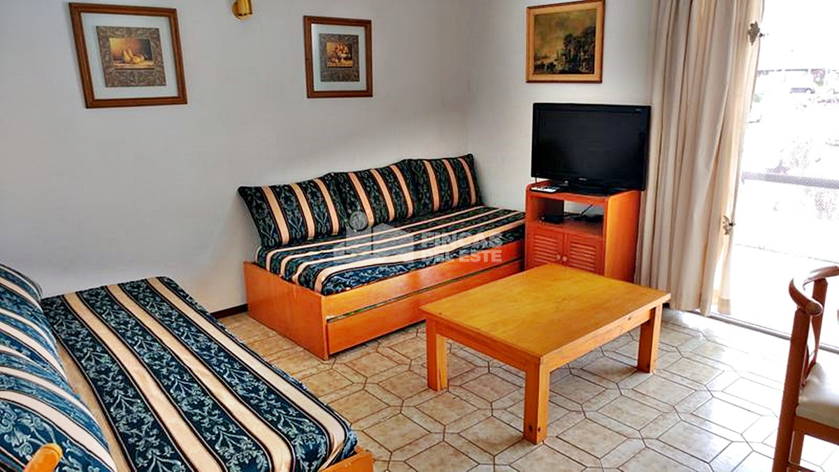 Apartamento ID.215 - Dos dormitorios dos baños ideal para disfrutar todo el año...