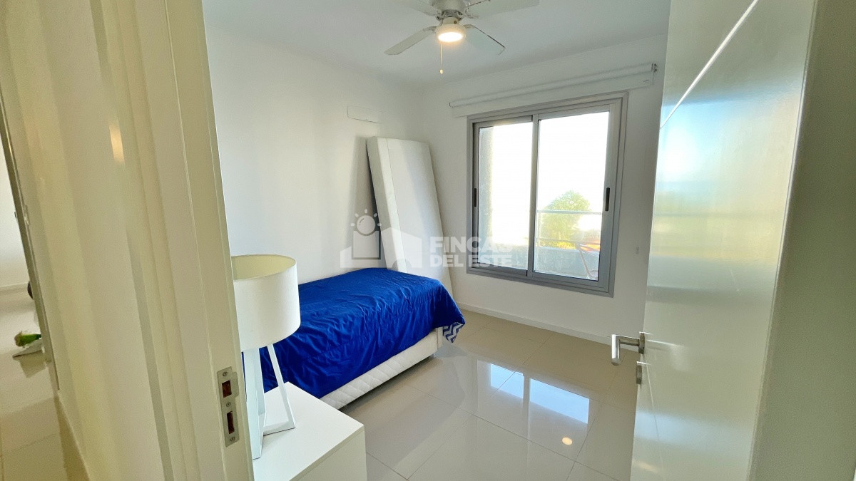 Apartamento ID.2357/Apartamento-en-Venta-de-3-dormitorios-terraza-con-parrillero-Brava--Punta-del-Este - Apartamento en Venta de 3 dormitorios- terraza con parrillero- Brava - Punta del Este