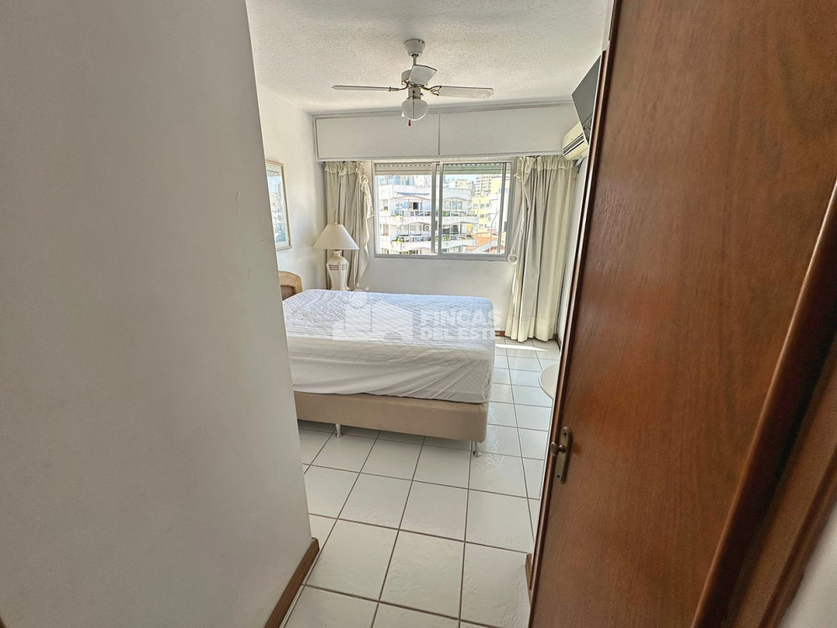 Apartamento ID.186 - Apartamento de 2 dormitorios en Península, frente al mar