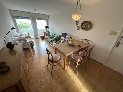 Alquiler anual apartamento de 2 dormitorios en Punta del Este 