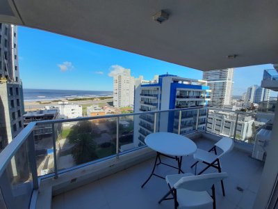 Apartamento en brava de 2 Dormitorios disponible en temporada- Punta del Este