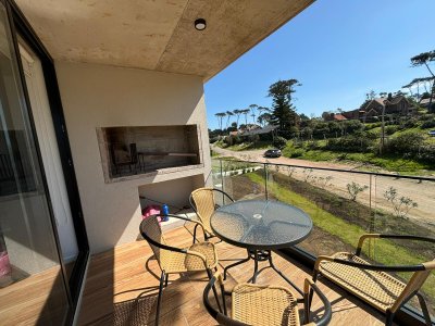 Hermoso apartamento en alquiler de verano de 2 dormitorios en Punta del Este 