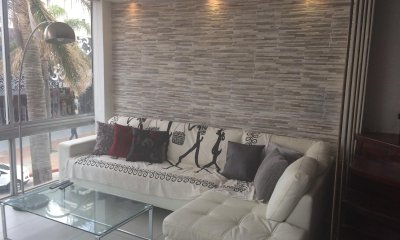 Hermoso apartamento en península!!