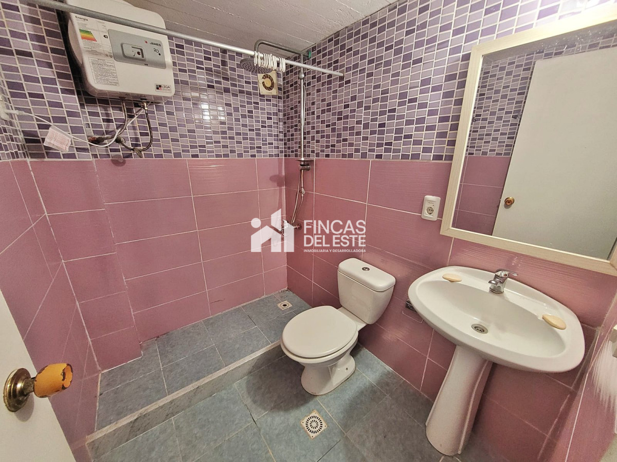 Casa ID.2339/Hermosa-casa-muy-bien-ubicada-en-venta-5-dormitorios-en-Punta-del-Este - Hermosa casa muy bien ubicada en venta 5 dormitorios en Punta del Este
