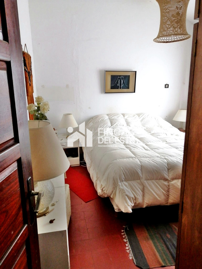 Casa ID.1973/Hermosa-casa-en-alquiler-con-5-dormitorios-PUNTA-DEL-ESTE- - Hermosa casa en alquiler  con 5 dormitorios  PUNTA DEL ESTE 
