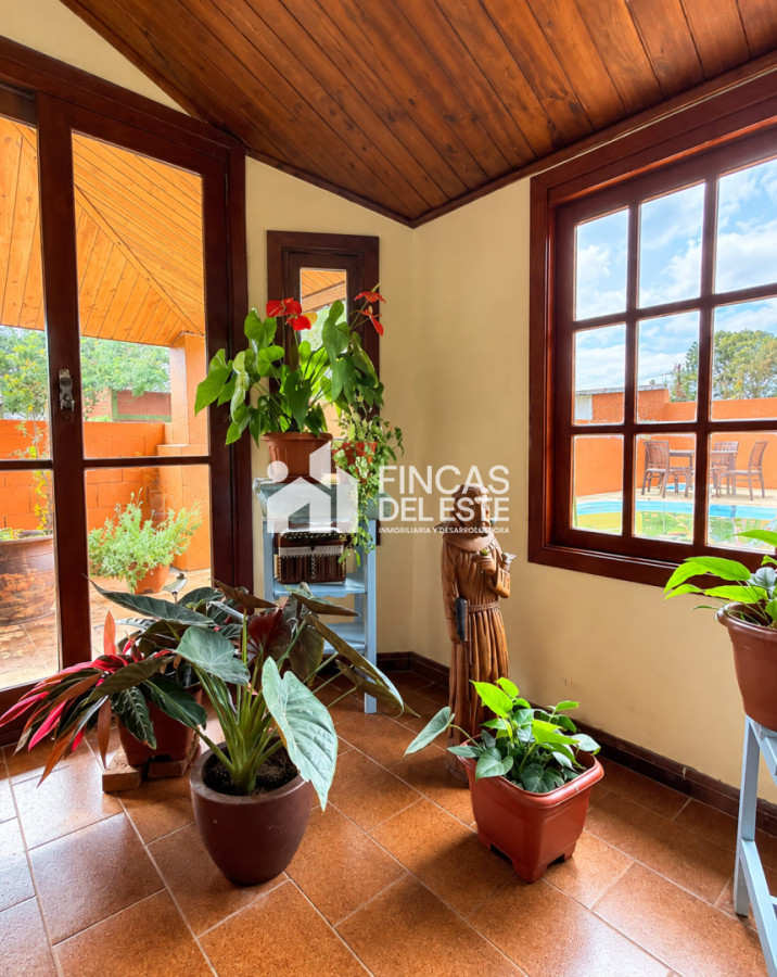 Casa ID.2907/Oportunidad-casa- -cabaña-a-2-cuadras-del-mar-Laguna-Merin! - Oportunidad casa + cabaña a 2 cuadras del mar Laguna Merin!
