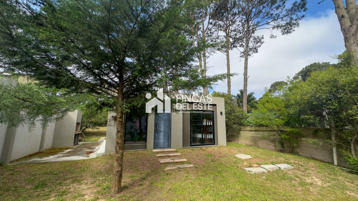 Casa ID.2976/Casa-rodeada-de-naturaleza-en-Club-del-Lago - Casa rodeada de naturaleza en Club del Lago