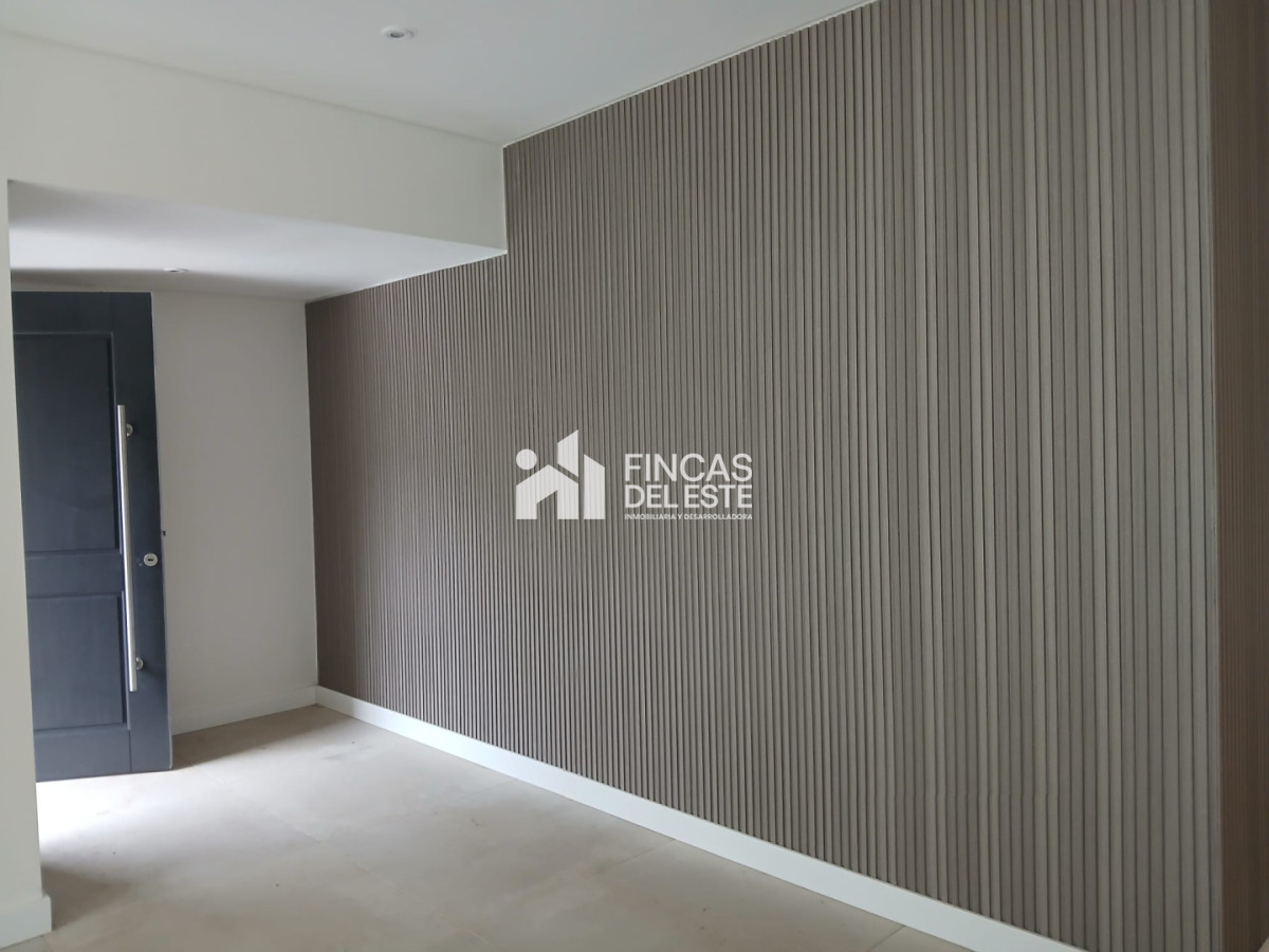 Casa ID.2904/Casa-de-3-dormitorios-a-estrenar-en-Punta-del-Este - Casa de 3 dormitorios a estrenar en Punta del Este