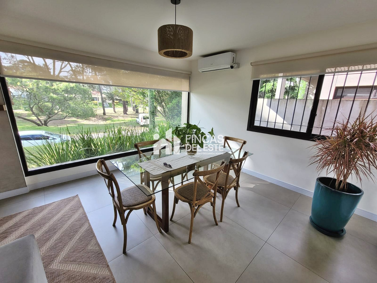 Casa ID.1988/Alquiler-en-Punta-del-Este-de-3-dormitorios - Alquiler en Punta del Este de 3 dormitorios