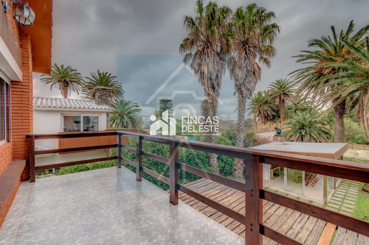 Casa ID.2880/Casa-en-alquiler-anual-y-venta!-ubicación-única - Casa en alquiler anual y venta! ubicación única