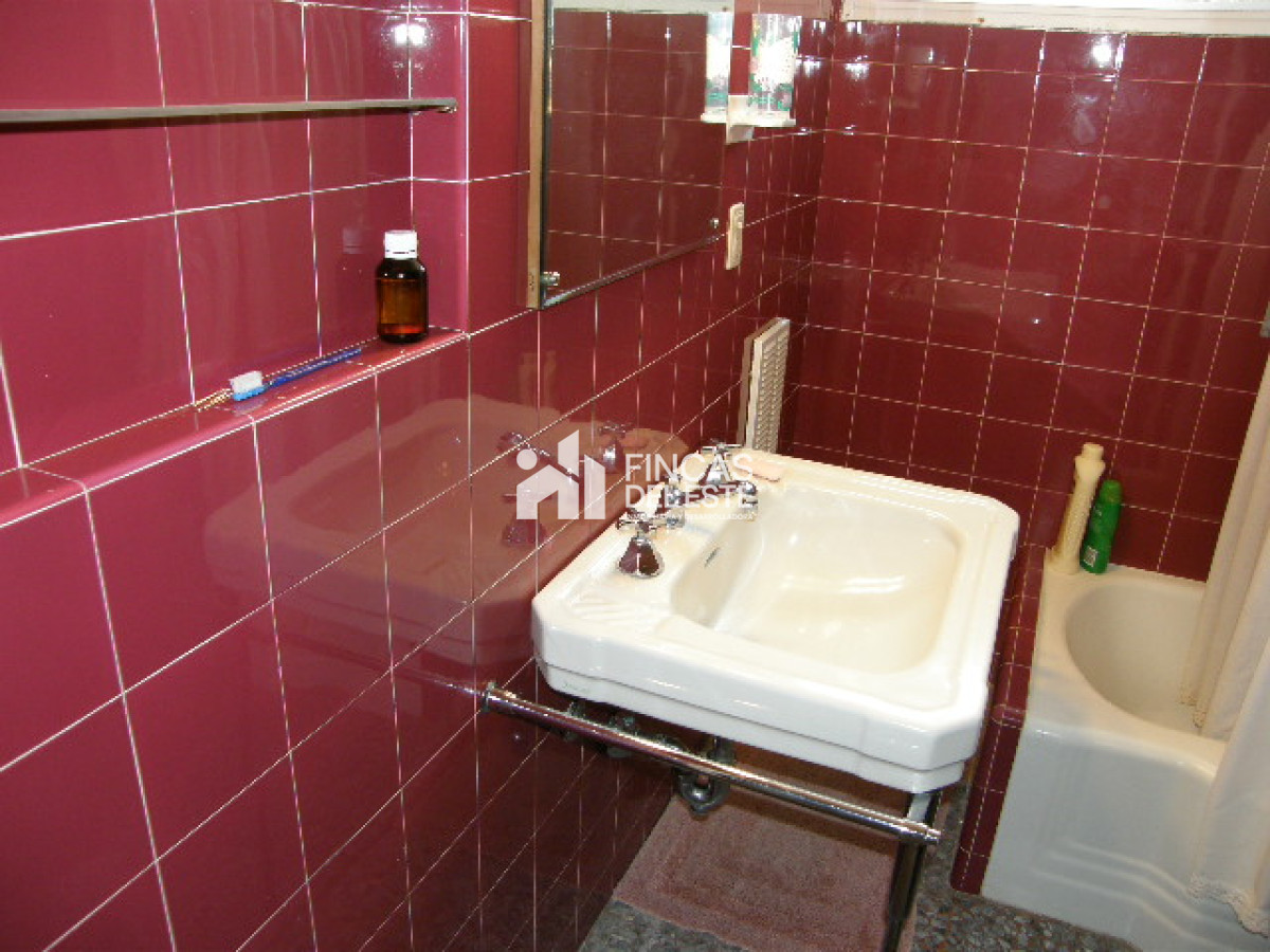 Casa ID.64/Hermosa-casa-de-4-dormitorios-y-5-baños-a-150-metros-del-mar - Hermosa casa de 4 dormitorios y 5 baños a 150 metros del mar