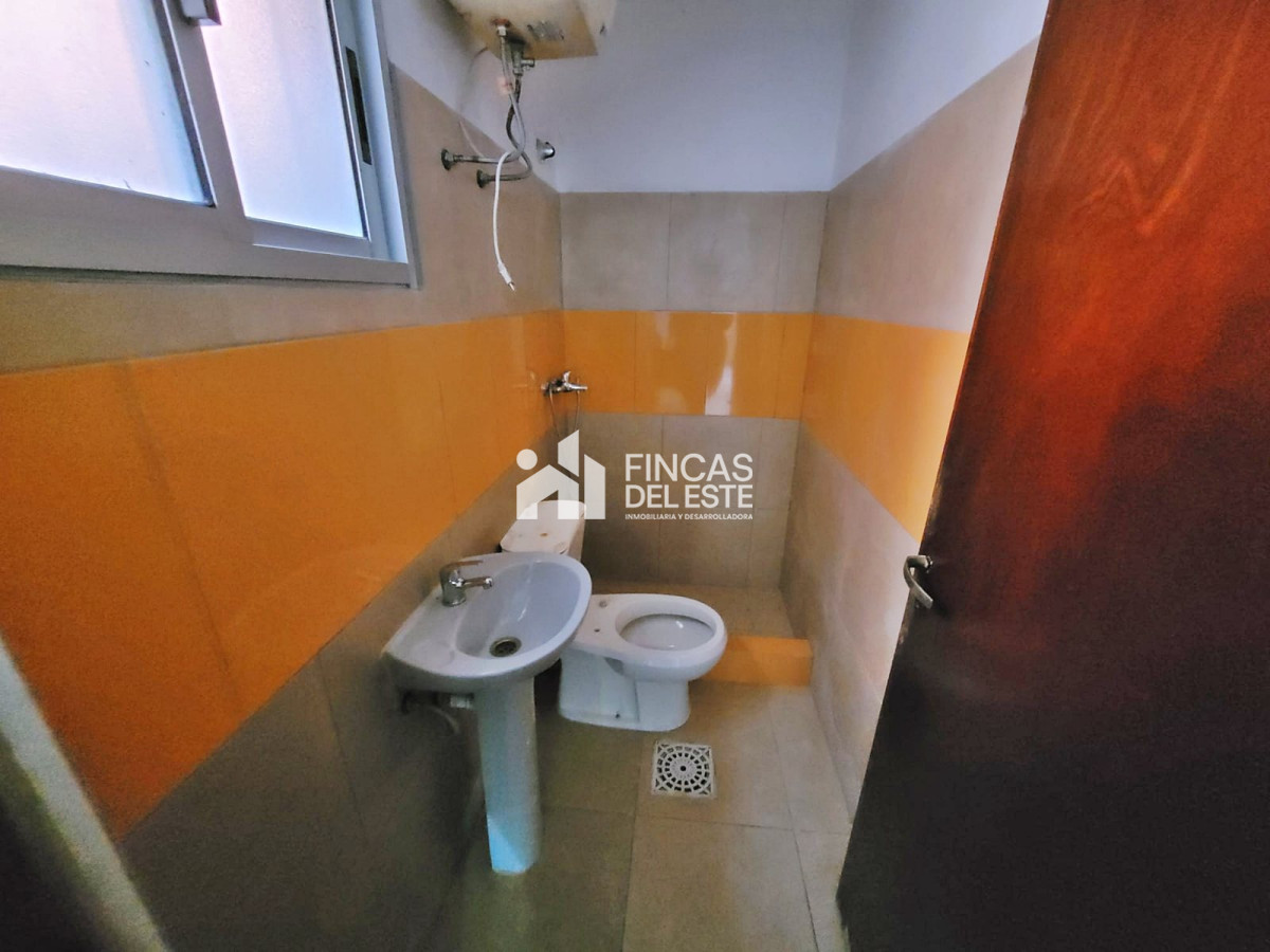 Casa ID.2339/Hermosa-casa-muy-bien-ubicada-en-venta-5-dormitorios-en-Punta-del-Este - Hermosa casa muy bien ubicada en venta 5 dormitorios en Punta del Este