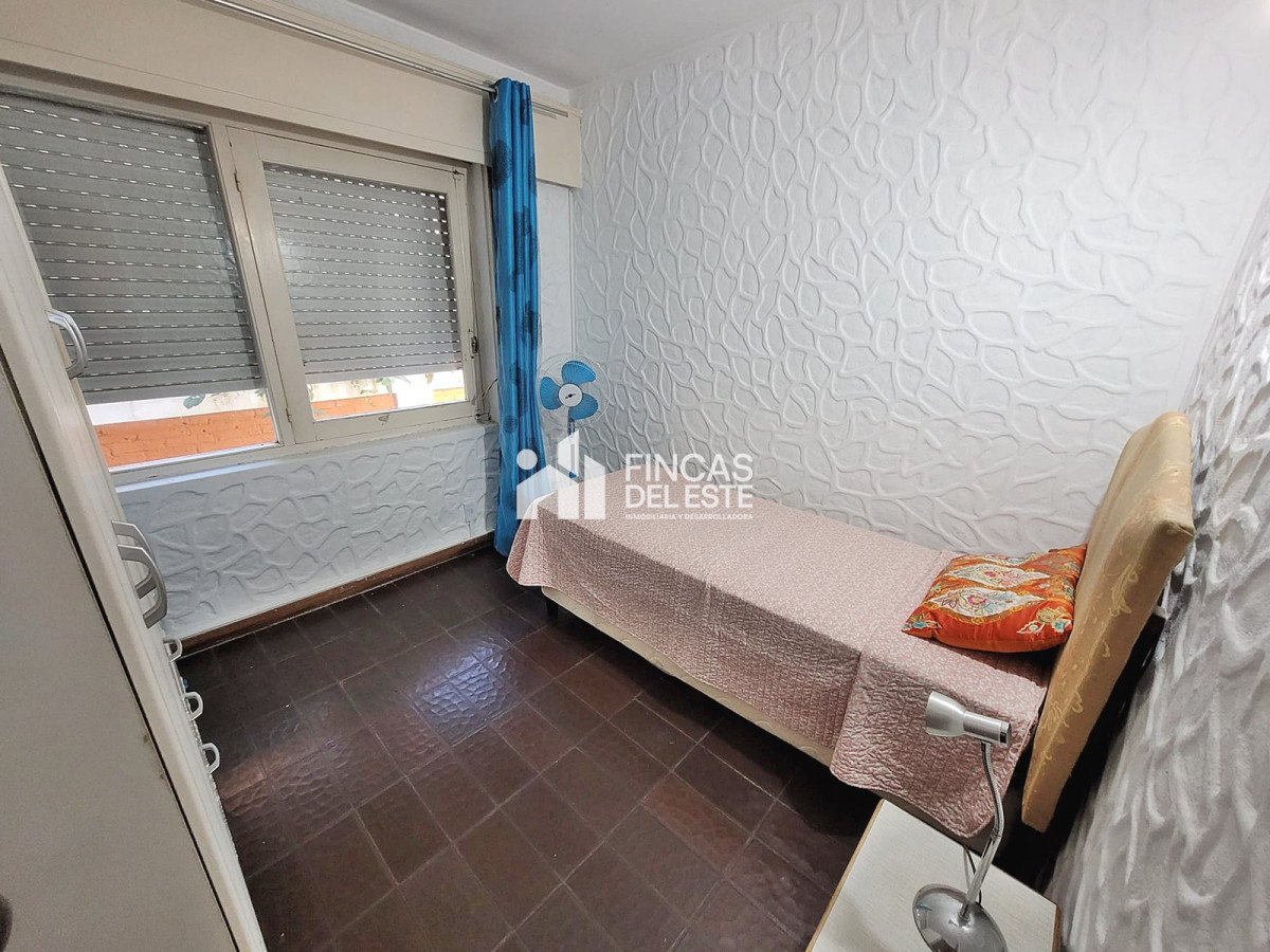Casa ID.2339/Hermosa-casa-muy-bien-ubicada-en-venta-5-dormitorios-en-Punta-del-Este - Hermosa casa muy bien ubicada en venta 5 dormitorios en Punta del Este