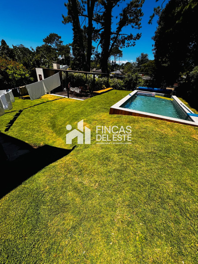 Casa ID.1988/Alquiler-en-Punta-del-Este-de-3-dormitorios - Alquiler en Punta del Este de 3 dormitorios