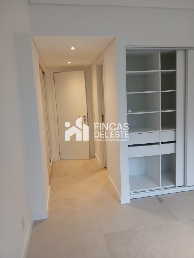 Casa ID.2904/Casa-de-3-dormitorios-a-estrenar-en-Punta-del-Este - Casa de 3 dormitorios a estrenar en Punta del Este