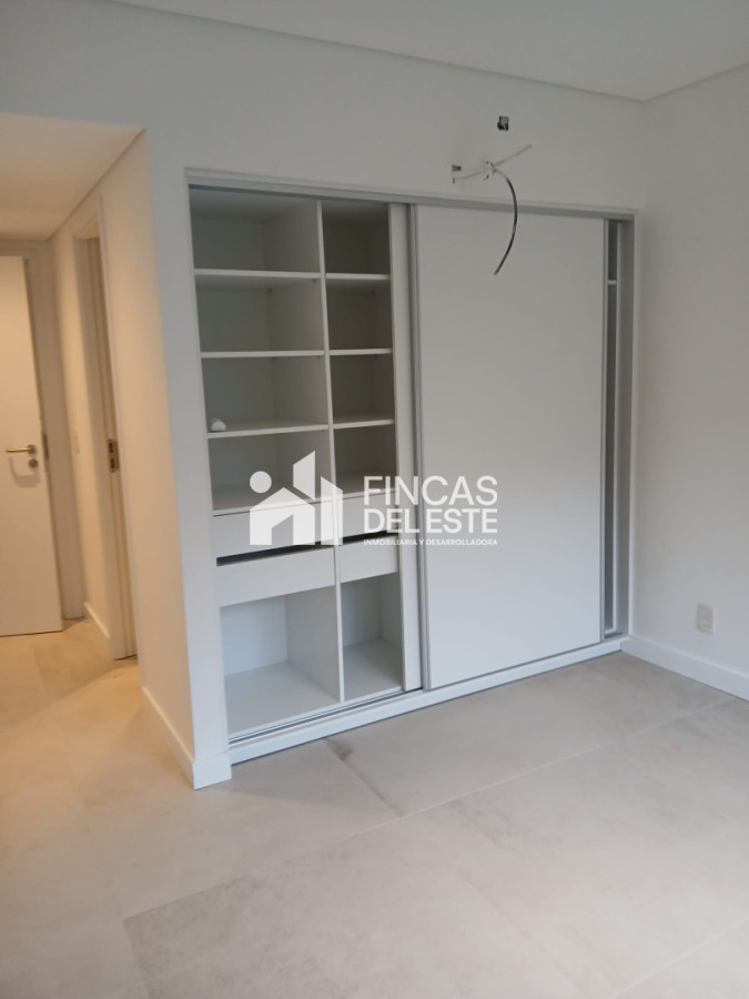 Casa ID.2904/Casa-de-3-dormitorios-a-estrenar-en-Punta-del-Este - Casa de 3 dormitorios a estrenar en Punta del Este