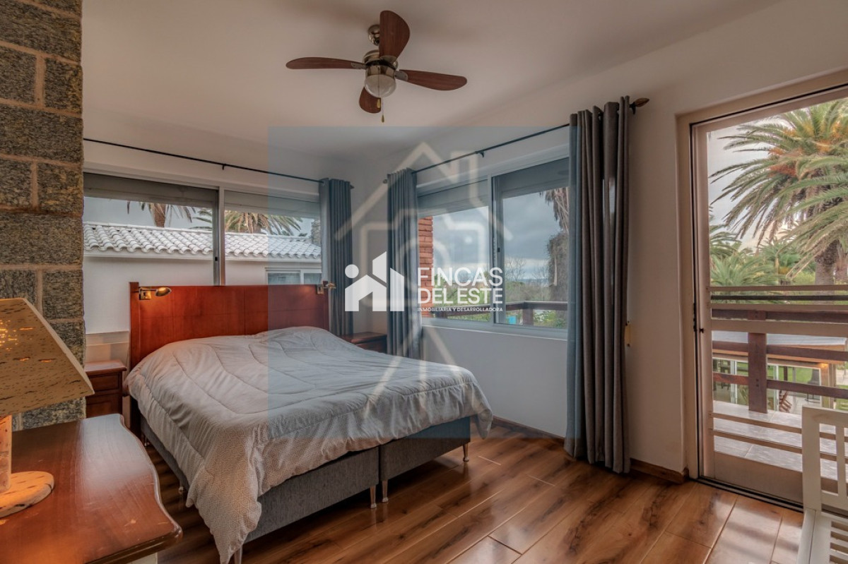 Casa ID.2880/Casa-en-alquiler-anual-y-venta!-ubicación-única - Casa en alquiler anual y venta! ubicación única