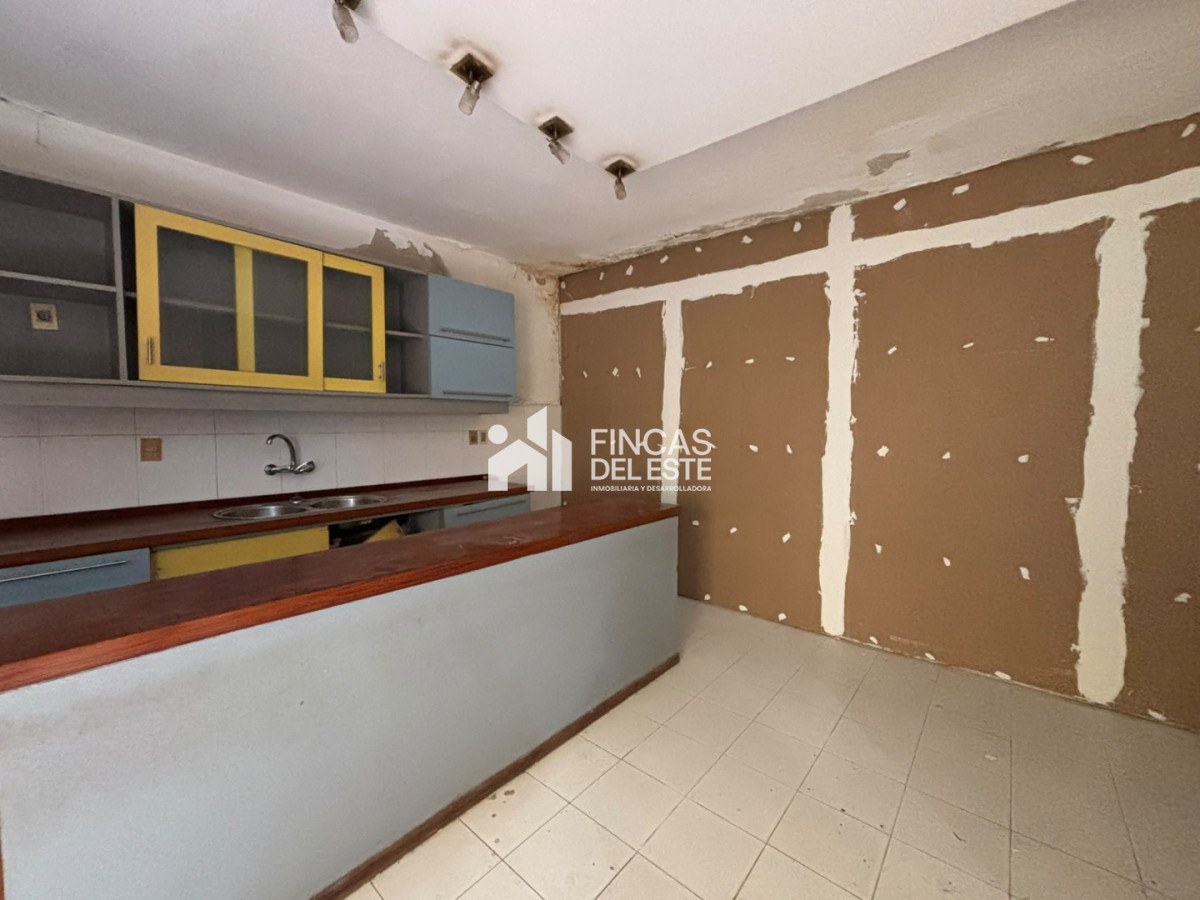 Casa ID.2894/Gran-Casona-centro-de-San-Carlos-ideal-para-desarrollo - Gran Casona centro de San Carlos ideal para desarrollo