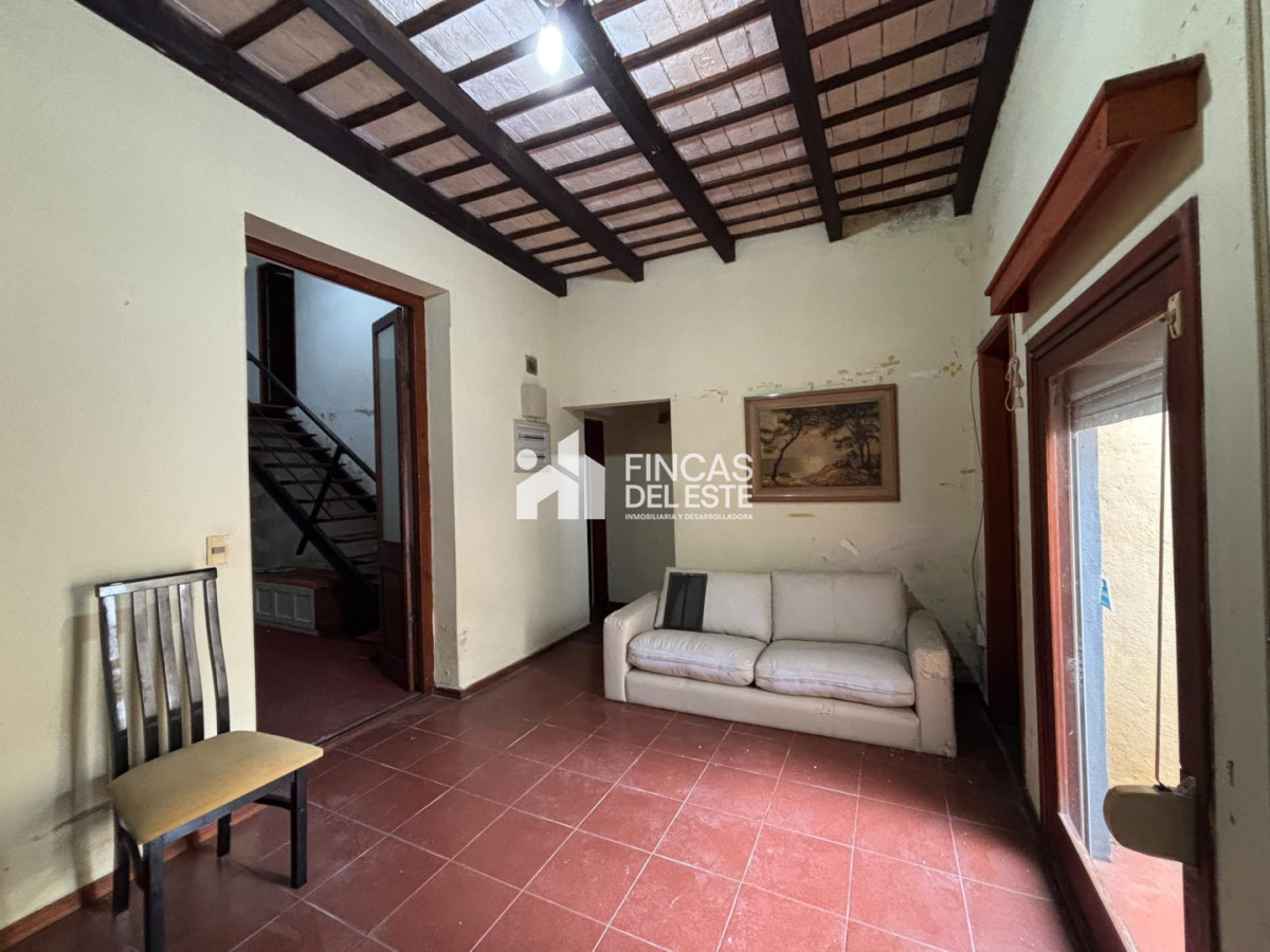 Casa ID.2894/Gran-Casona-centro-de-San-Carlos-ideal-para-desarrollo - Gran Casona centro de San Carlos ideal para desarrollo