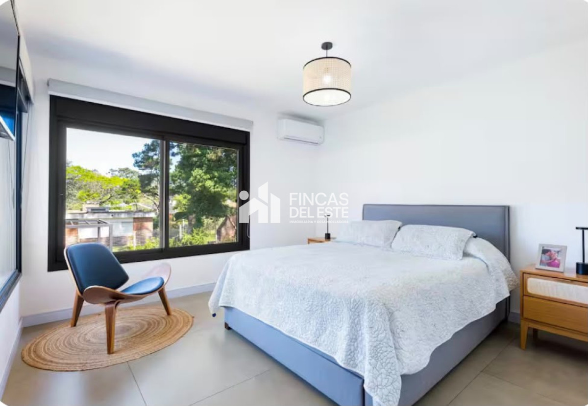 Casa ID.1988/Alquiler-en-Punta-del-Este-de-3-dormitorios - Alquiler en Punta del Este de 3 dormitorios