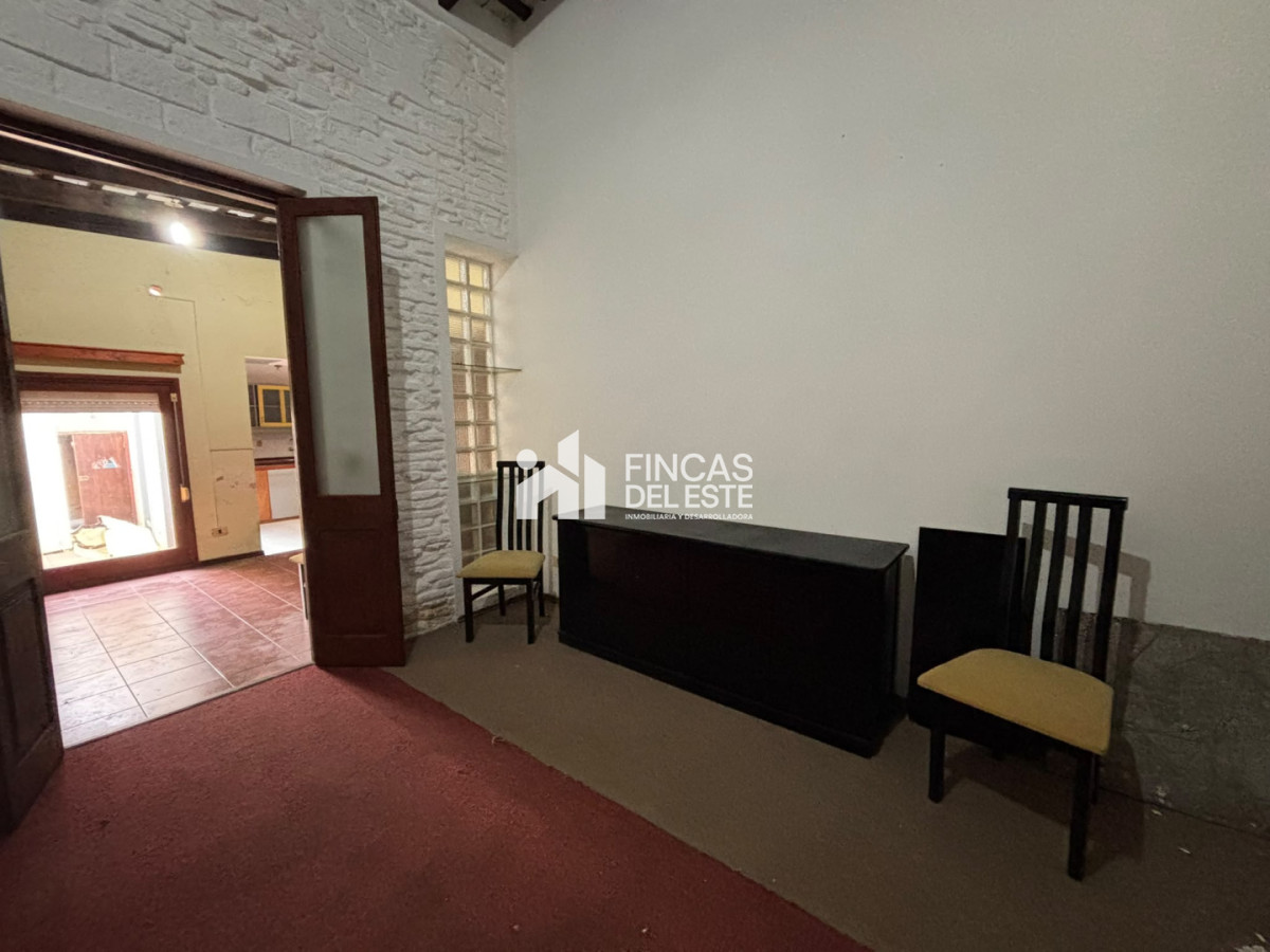 Casa ID.2894/Gran-Casona-centro-de-San-Carlos-ideal-para-desarrollo - Gran Casona centro de San Carlos ideal para desarrollo