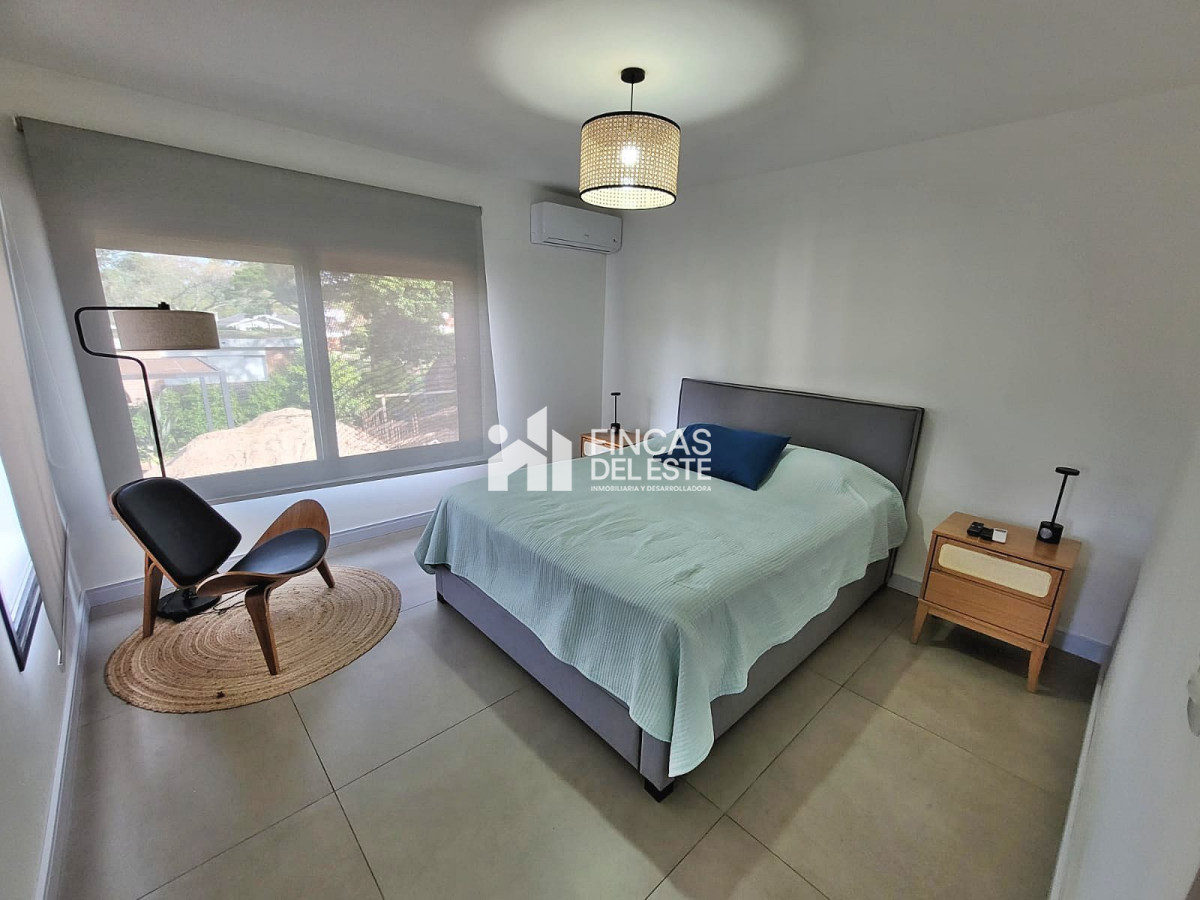 Casa ID.1988/Alquiler-en-Punta-del-Este-de-3-dormitorios - Alquiler en Punta del Este de 3 dormitorios