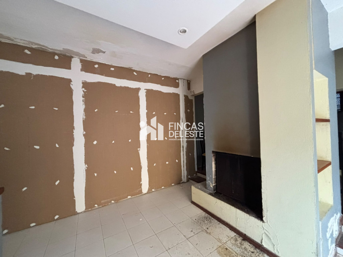 Casa ID.2894/Gran-Casona-centro-de-San-Carlos-ideal-para-desarrollo - Gran Casona centro de San Carlos ideal para desarrollo