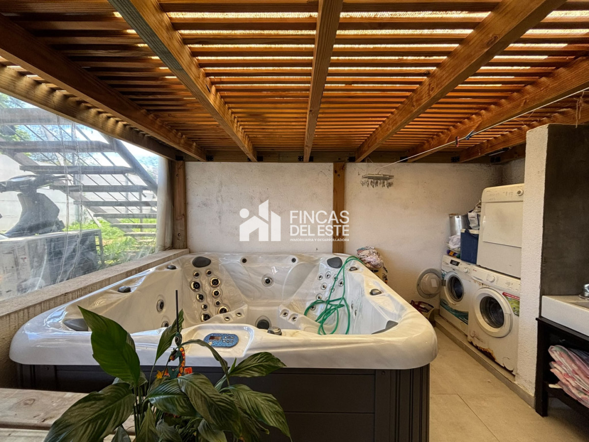 Casa ID.2984/Oportunidad-en-San-Carlos-casa-de-3-dormitorios - Oportunidad en San Carlos casa de 3 dormitorios