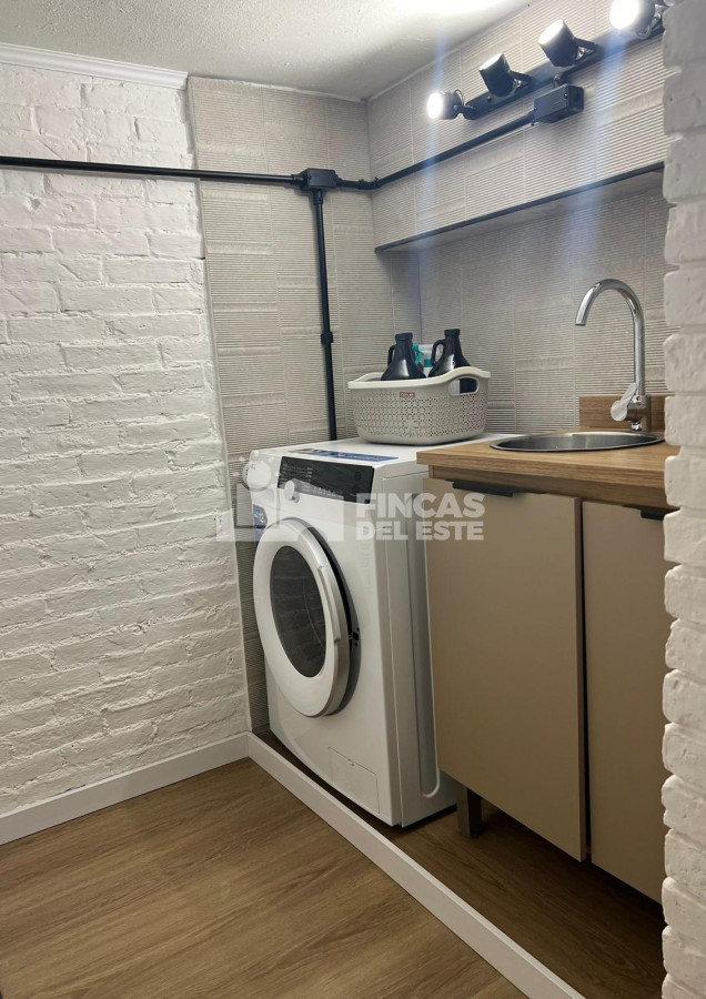 Casa ID.1988/Alquiler-en-Punta-del-Este-de-3-dormitorios - Alquiler en Punta del Este de 3 dormitorios