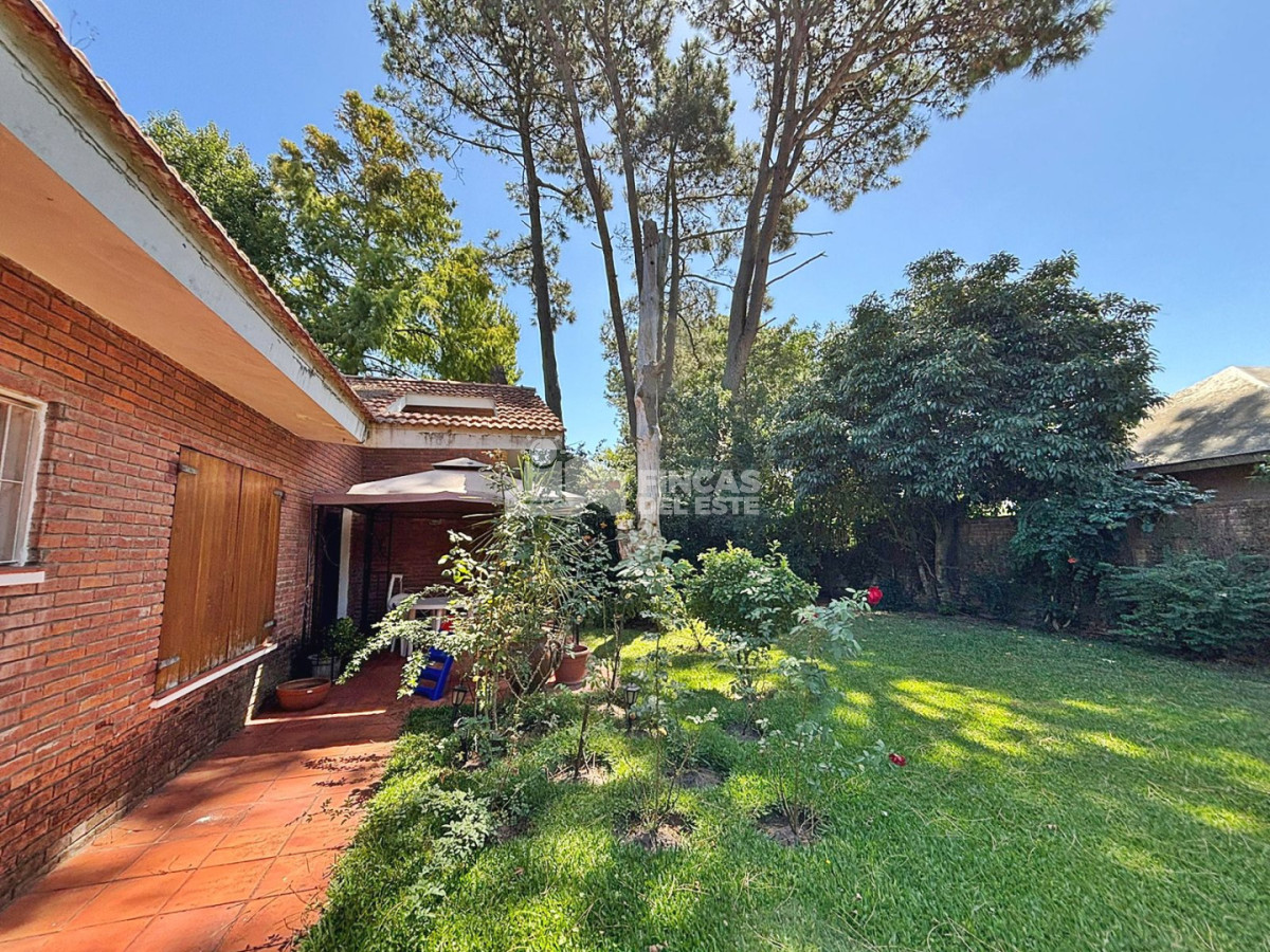 Casa ID.2745/Casa-en-pinares-Punta-del-Este-de-3-dormitorios - Casa en pinares- Punta del Este de 3 dormitorios