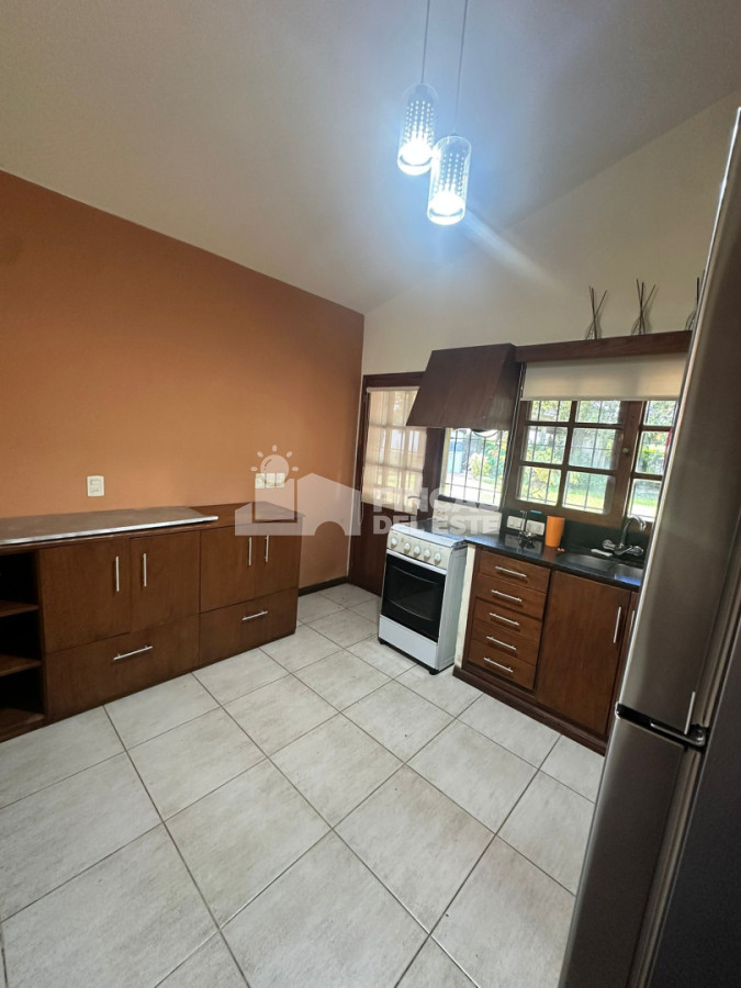 Casa ID.2661/Casa-en-Punta-del-Este-alquiler-de-Verano - Casa en Punta del Este alquiler de Verano