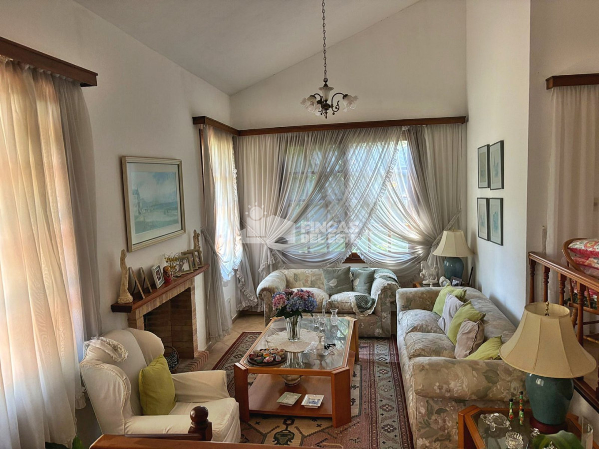 Casa ID.2745/Casa-en-pinares-Punta-del-Este-de-3-dormitorios - Casa en pinares- Punta del Este de 3 dormitorios