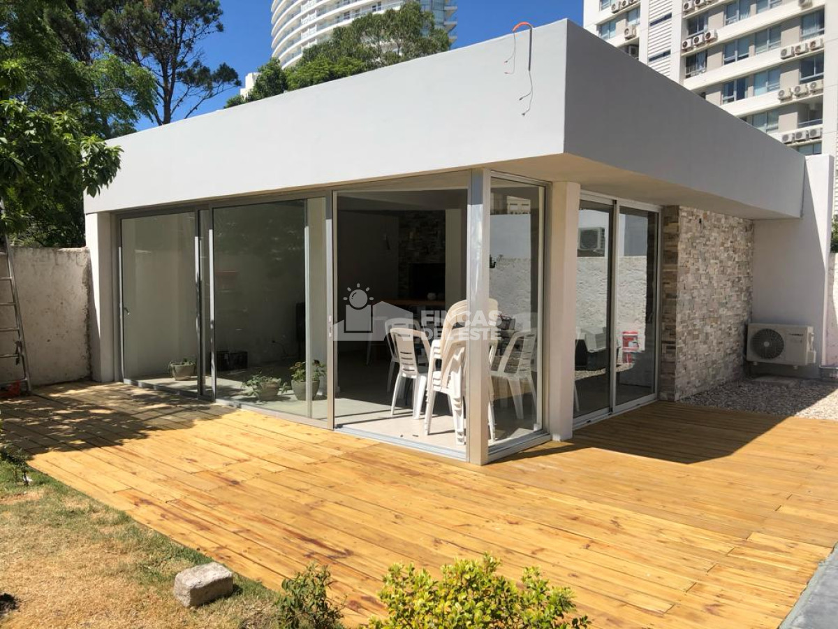 Casa ID.1981/Hermosa-casa-en-alquiler-zona-Enjoy!! - Hermosa casa en alquiler zona Enjoy!!