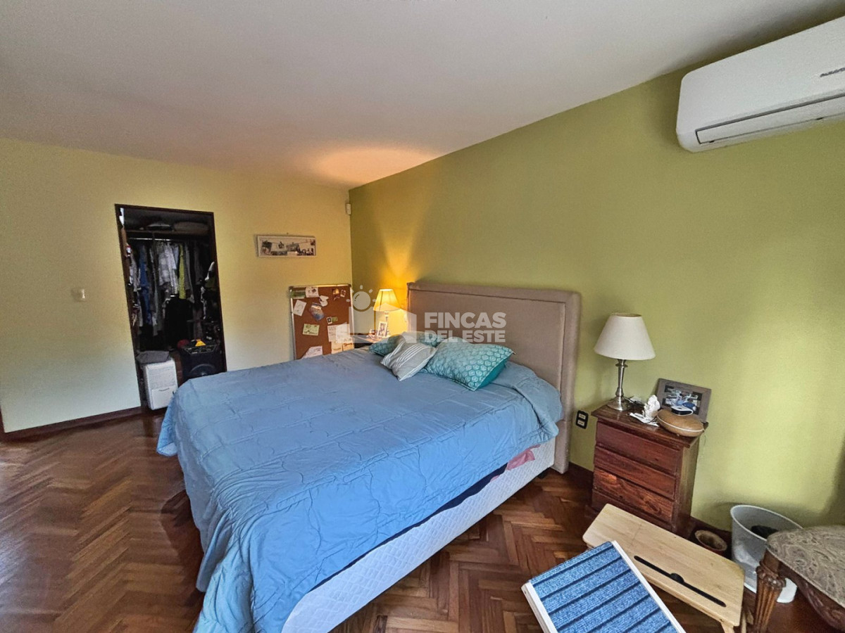 Casa ID.2861/CASA-DE-4-DORMITORIOS-EN-CANTEGRIL - CASA DE 4 DORMITORIOS EN CANTEGRIL