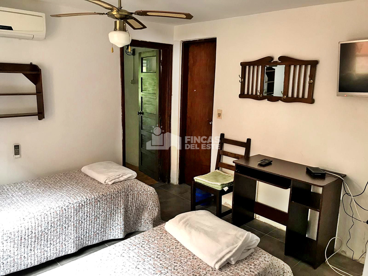 Casa ID.959/Alquiler-5-dormitorios--4-baños-Temporada- - Alquiler  5 dormitorios -  4 baños  Temporada 