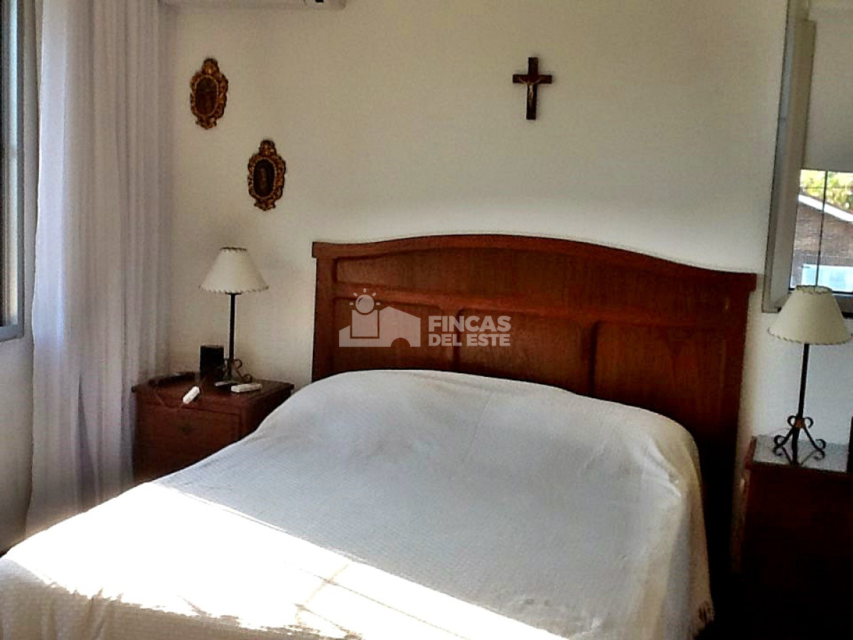 Casa ID.959/Alquiler-5-dormitorios--4-baños-Temporada- - Alquiler  5 dormitorios -  4 baños  Temporada 