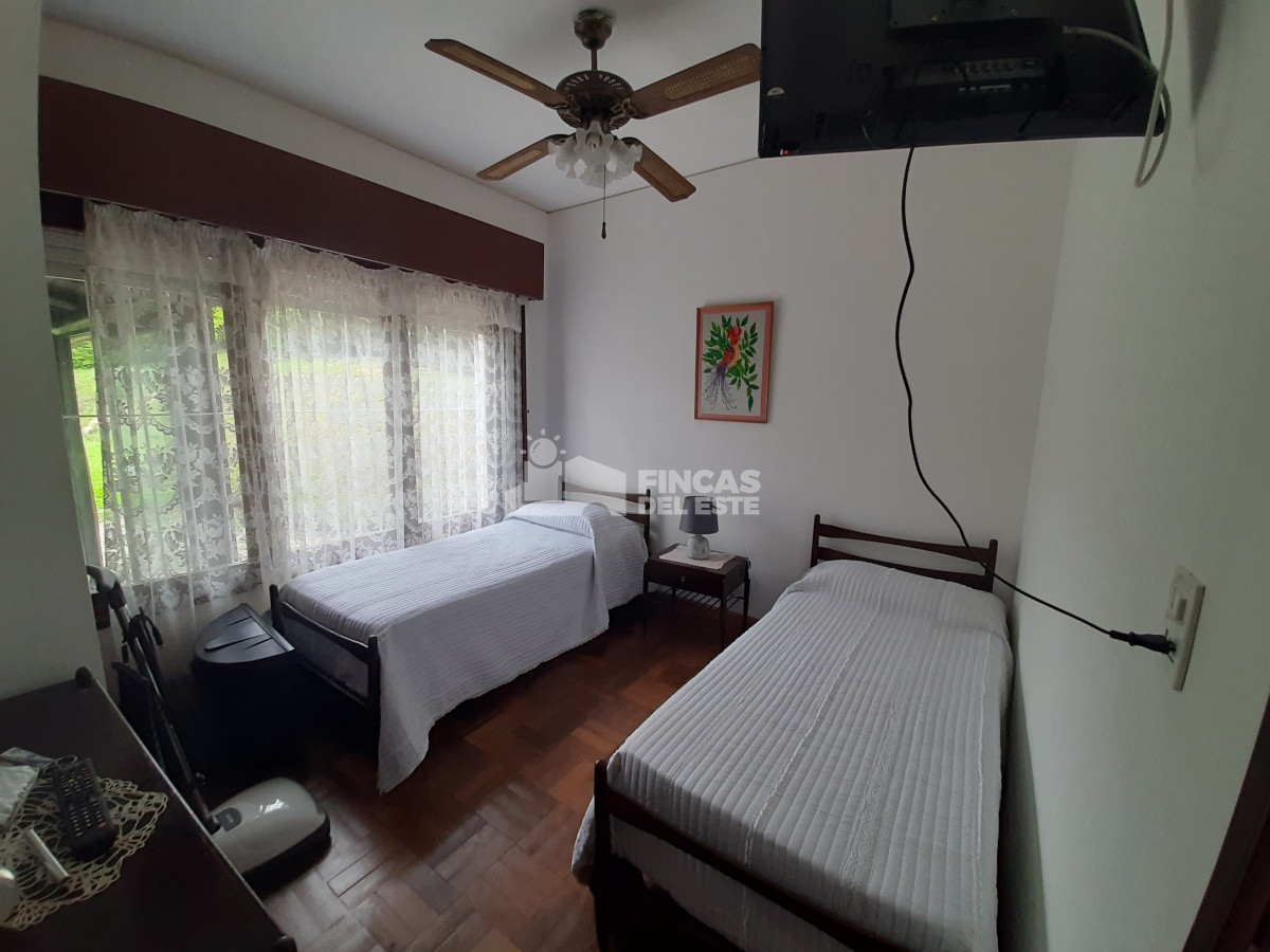 Casa ID.2397/Casa-de-alquiler-en-enero-de-2-dormitorios-en-Punta-del-Este- - Casa de alquiler en enero de 2 dormitorios en Punta del Este 