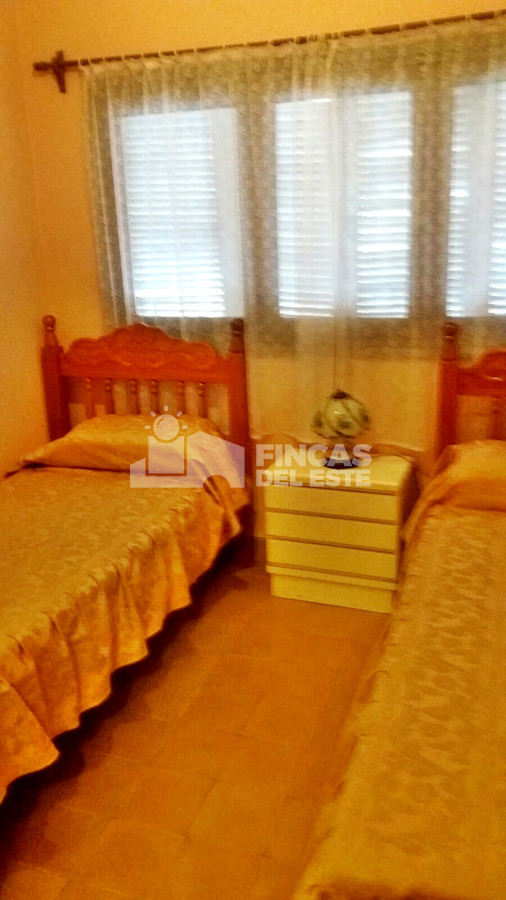 Casa en San Carlos!! - GoPunta - Portal Inmobiliario de Punta del Este - Maldonado