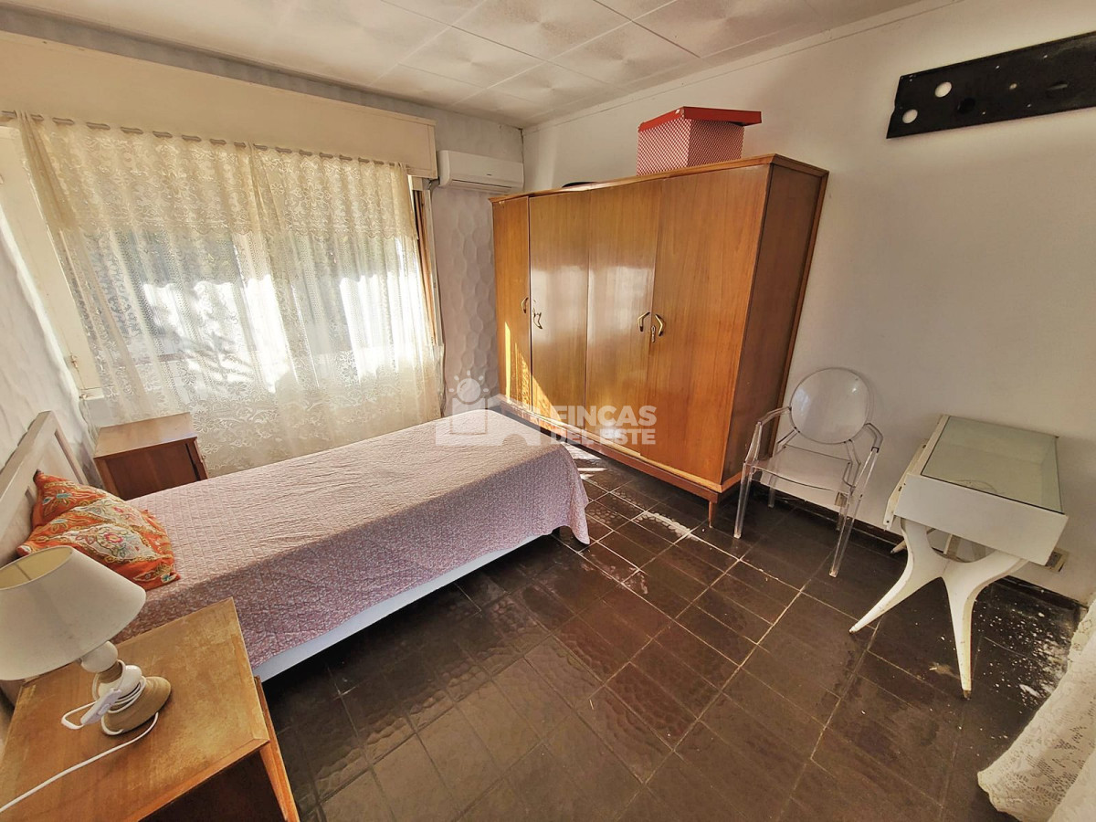 Casa ID.2339/Hermosa-casa-muy-bien-ubicada-en-venta-5-dormitorios-en-Punta-del-Este - Hermosa casa muy bien ubicada en venta 5 dormitorios en Punta del Este