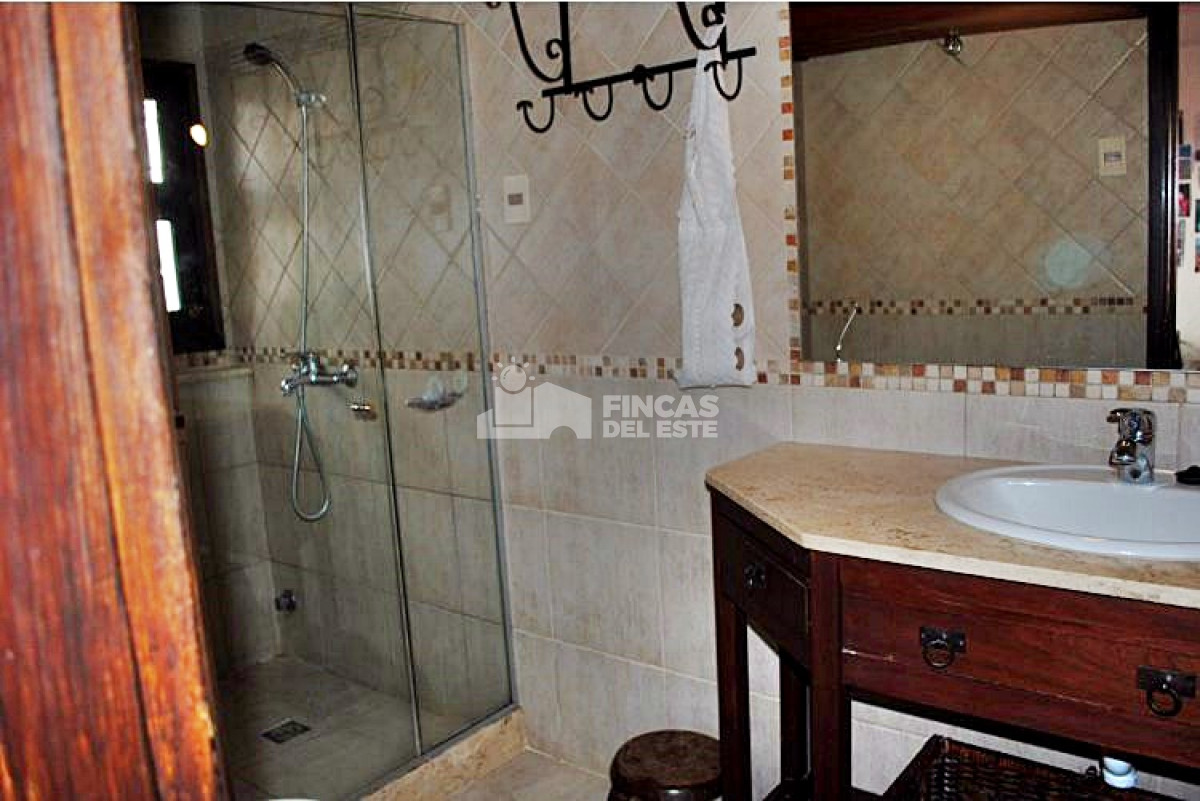 Casa ID.959/Alquiler-5-dormitorios--4-baños-Temporada- - Alquiler  5 dormitorios -  4 baños  Temporada 