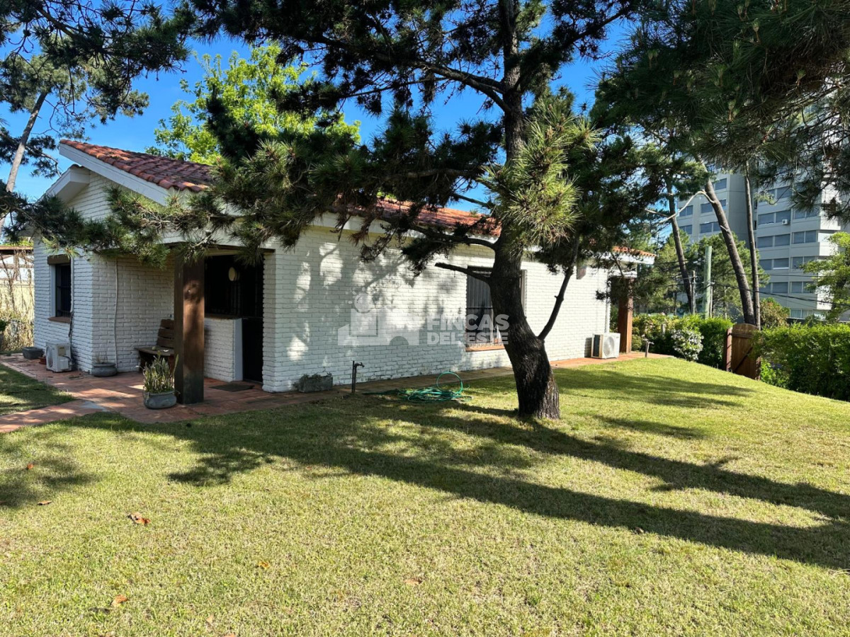 Casa ID.2661/Casa-en-Punta-del-Este-alquiler-de-Verano - Casa en Punta del Este alquiler de Verano