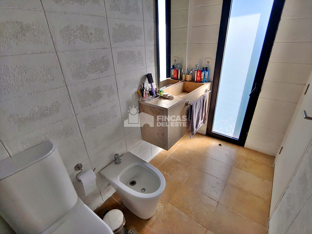 Casa ID.1238 - Casa en Manantiales, Punta Piedras