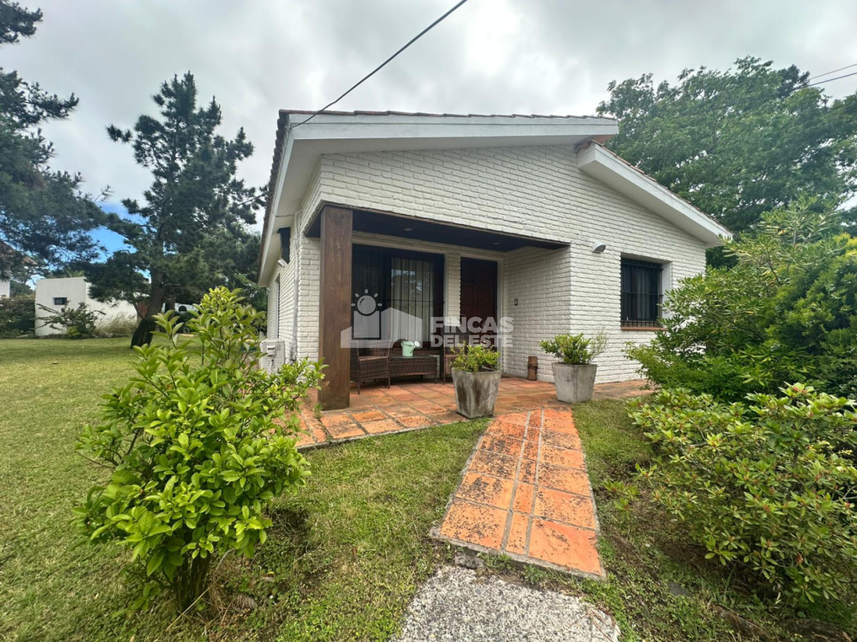 Casa ID.2661/Casa-en-Punta-del-Este-alquiler-de-Verano - Casa en Punta del Este alquiler de Verano